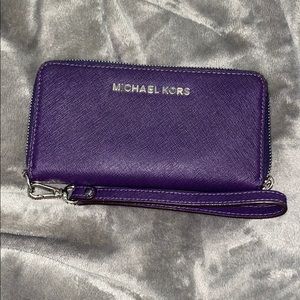 Michael Kors Wallet/wristlet